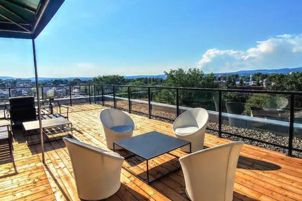 Good Vibes Only -Modern And Spacious 2 Bedroom Condo 4 Beds Free Parking, Gym 퀘벡 외부 사진
